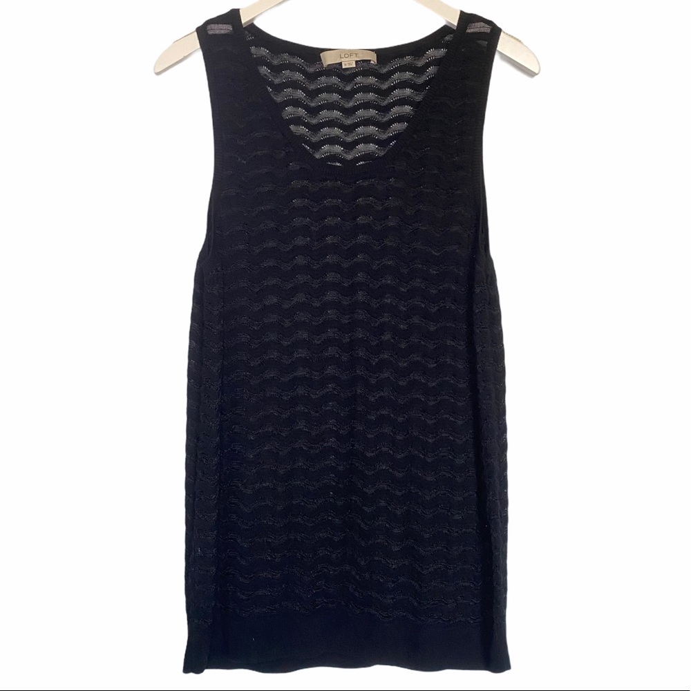 5/$25 | Ann Taylor LOFT Black Knit Sleeveless Top